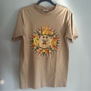 Vintage Walt Disney World Mickey Mouse shirt